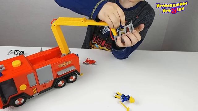 Пожарная машина Пожарный СЭМ со светом, звуком и водой Fire Truck for kids смотреть онлайн