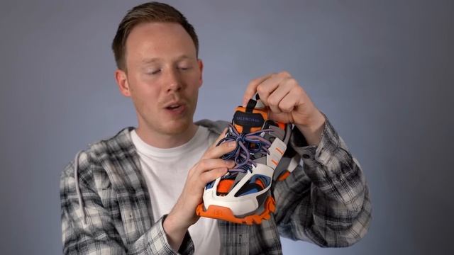 Are These BALENCIAGAS Worth 895?! Balenciaga Track Trainer Sneaker REVIEW & On Feet смотреть онлайн