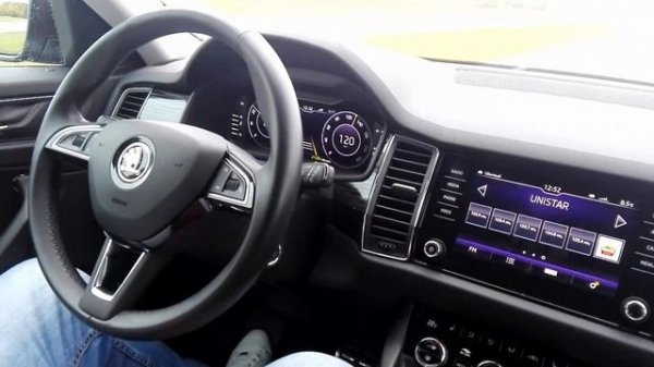 ШКОДА КОДИАК (ŠKODA KODIAQ) тест работы адаптивного круиз контроля и ассистента движения по полосам