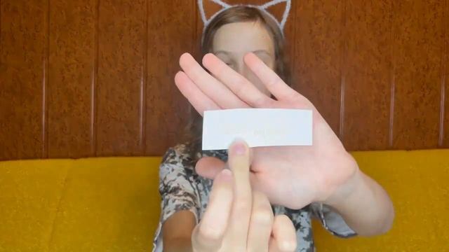 ПОКУПАЮ ЕДУ ОДНОГО ЦВЕТА ЧЕЛЛЕНДЖ!!