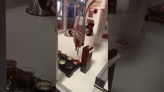 Процесс проверки масел Total смотреть онлайн