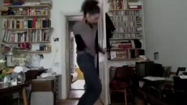 CELIA AMITSIS - KRAZY DANCE - DAY 45 смотреть онлайн