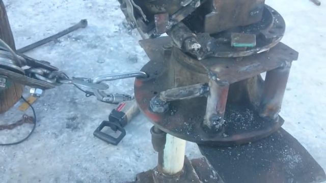 Кран манипулятор. Кран готов к работе. смотреть онлайн