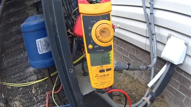 HVAC Service: Secondary Drain Pan Flooded and A Shocking Air Conditioning Unit 8-19-15 смотреть онлайн