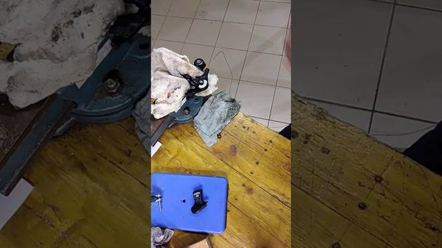 Переборка и смазка манеток Shimano SL-510 смотреть онлайн