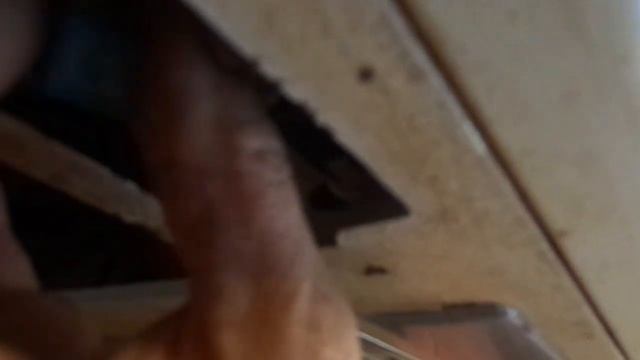 Изготовление  светодиодной лампочки   на 12вольт  и  на 220вольт