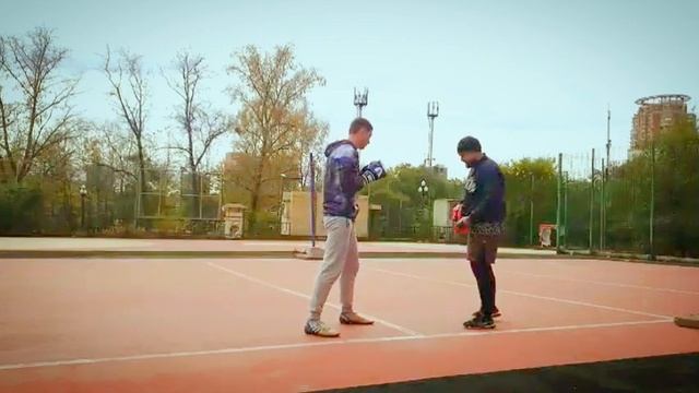 ✅Двойка - Голова↘️корпус / Школа не Бокса / Обучение с нуля смотреть онлайн