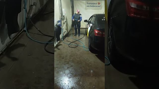 Супер автомойщик!!!помыл за 67 р.с пеной!!!! смотреть онлайн