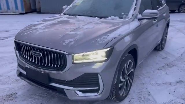 Geely Monjaro 4WD обзор кузова и салона смотреть онлайн