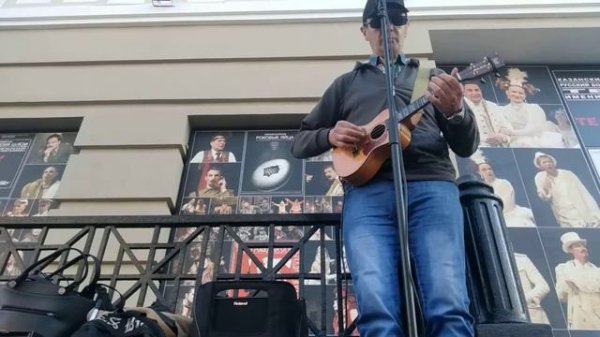 Кино / В. Цой - Восьмиклассница (The best cover ukulele 🎸)