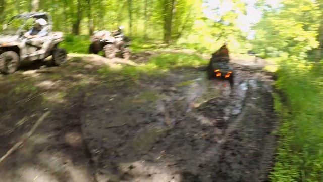 Johnstown Mud Runners - Polaris Highlifter 1000 Axle Carnage смотреть онлайн