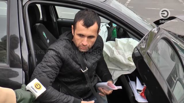 ОТ МОЩНОГО УДАРА АВТОМОБИЛЬ РАЗВЕРНУЛО, ЕГО ПАССАЖИРКА ПОЛУЧИЛА ТРАВМЫ. смотреть онлайн