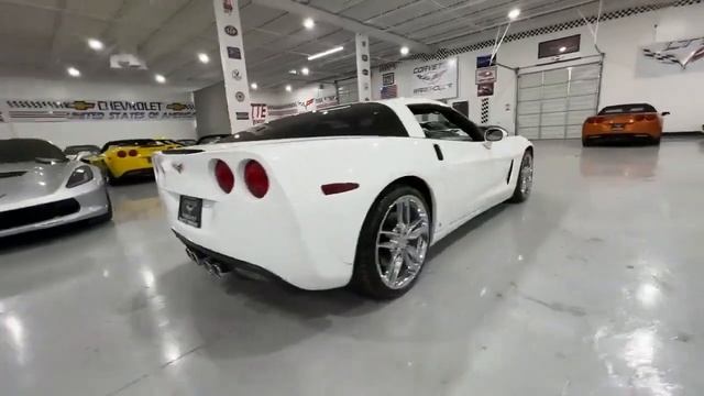 2007 Chevrolet Corvette Arctic White Coupe 3LT смотреть онлайн