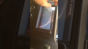 Замена воздушного фильтра на Мазда Аксела 2011 года