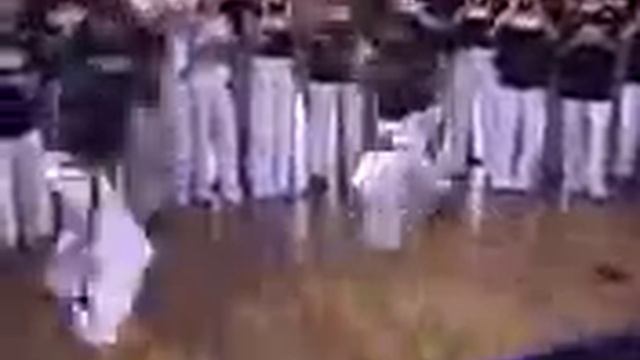 Zum Zum Zum Capoeira Mata Um ? смотреть онлайн