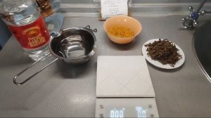 Мазь с прополисом и пчелиным воском на основе лампадного масла(от обморожений, сильных обветриваний