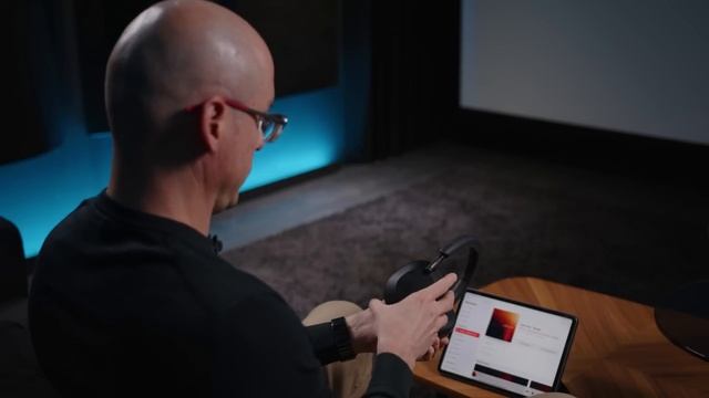 ЛУЧШИЕ БЕСПРОВОДНЫЕ ПОЛНОРАЗМЕРНЫЕ НАУШНИКИ 2023 / Сравниваем конкурентов Sony и Apple смотреть онлайн