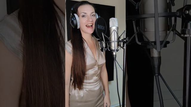 Ведущая Краснодара