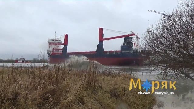 Спуск на воду первого судна из серии ECOBOX design смотреть онлайн