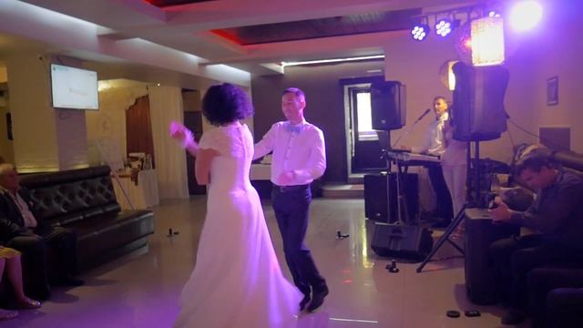 Salsa Club Rivne choreography - Wedding Dance, Bachata смотреть онлайн