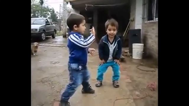 Все Танцуют Локтями(маленькие хачики) by volkov смотреть онлайн