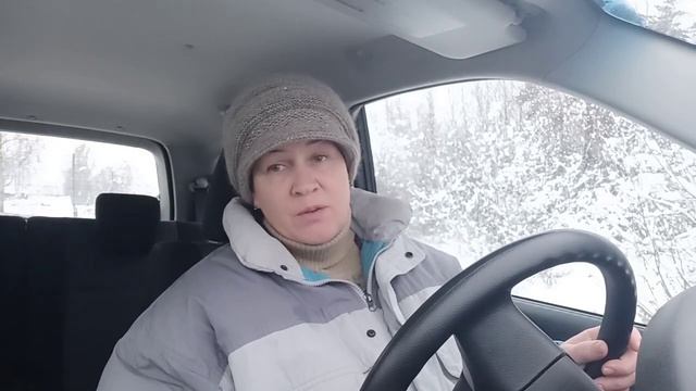 Развозим МОЛОКО по деревне! Санька ЗАЖИМАЕТ машину! Приехал Никита с женой на выходные! смотреть онлайн