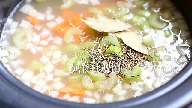 Slow Cooker Chicken Noodle Soup