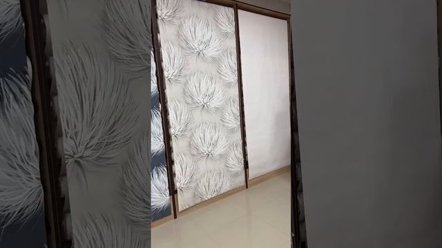 Обои Лола для стен флизелиновые