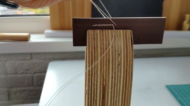 (Leather craft) French seam. Stitching tutorial / Французский шов. Как я шью. смотреть онлайн