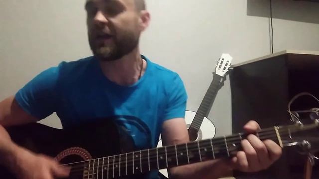 одинока луна (кавер под гитару) смотреть онлайн