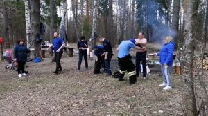 Как за пять минут приготовить салат оливье на пятнадцать человек.