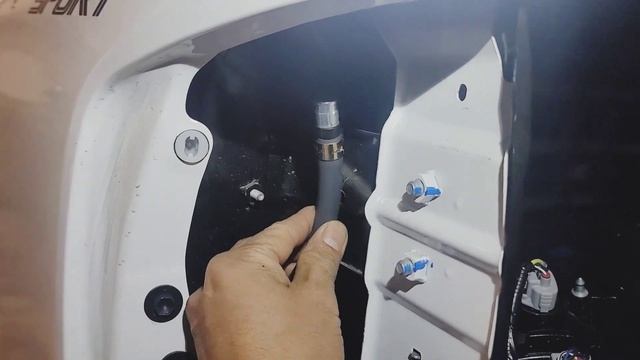 Toyota Tacoma Rear differential BREATHER modification #toyotatacoma #diy смотреть онлайн