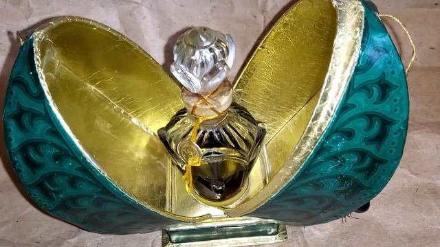 духи КАМЕННЫЙ ЦВЕТОК 1965г#духикаменыйцветок#духиссср#винтажныедухи#духивинтаж#советскиедухи#духи смотреть онлайн