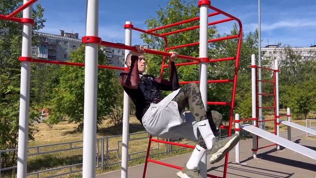 Как сделать подъём с переворотом? (Обучалка) смотреть онлайн