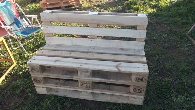 Садовая мебель из поддонов. Скамейка и стол. смотреть онлайн