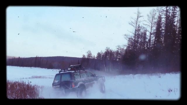 Якутия р Амга на лифтованном  Ниссан Сафари