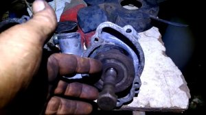 ремонтирую  помпу на 402  двигателе  В  первый  раз  ,могут быть ошибки