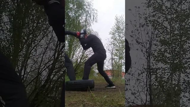 Во время спарринга время замедляется. Особенно в конце тренировки смотреть онлайн