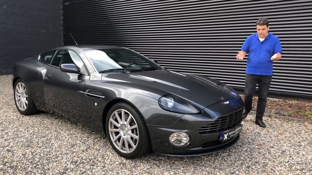 Waarom de Aston Martin V12 Vanquish werd uitgesteld | Sjoerds Weetjes 153 | Autovisie смотреть онлайн