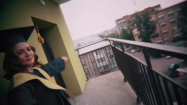 Последний звонок 2020 в Лицее №9 Лидер - Рады за тех, кто (cover Плачу на техно) смотреть онлайн