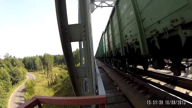 ВЛ10-1617 по мосту через Клязьму смотреть онлайн