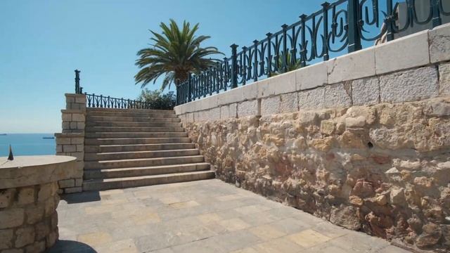 Tiny Tour | Tarragona Spain | 2000 year old Amfiteatre Balcón del Mediterráneo and more 2019 смотреть онлайн