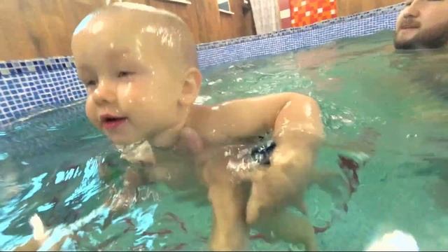 Тренировка малышей от 1 до 3 х лет. Студия Кайра Клаб Бутово смотреть онлайн