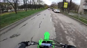 КОНЕЦ СЕЗОНА… КРАЙНЯЯ ПОКАТУШКА НА KAWASAKI KX85/ СТАНТ ПО ГОРОДУ