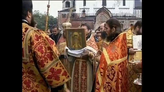 1999 г. Незабываемая встреча Мироточивой иконы св. Царя Николая Второго смотреть онлайн