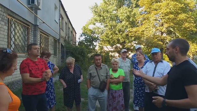 Новомосковская власть самозванцев, издевается над жителями города смотреть онлайн