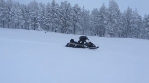 Скандик SWT 600 ACЕ. Первый раз на снегоходе.