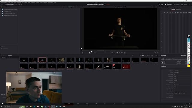 Как заставить объекты летать и собираться на видео как конструктор