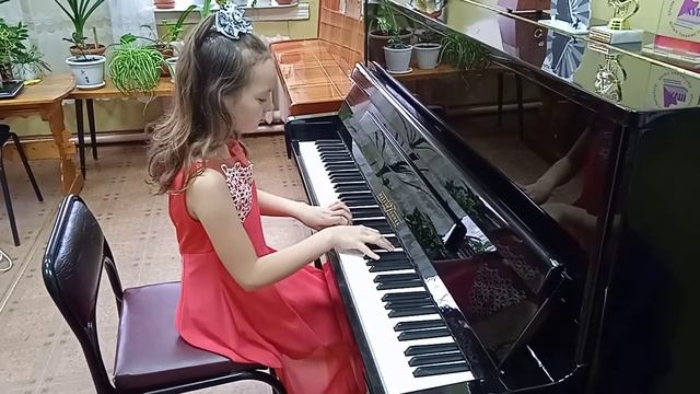 Козлова Диана Ж. Меньюр Испанский танец МБУ ДО "ДШИ №18 "г. Шенкурск смотреть онлайн