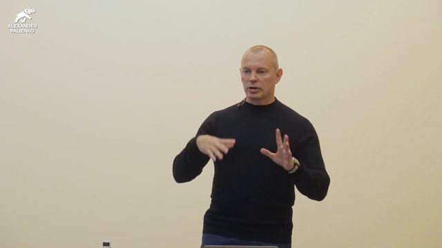 Мужчины влюбляются в сильных женщин. Александр Палиенко. смотреть онлайн